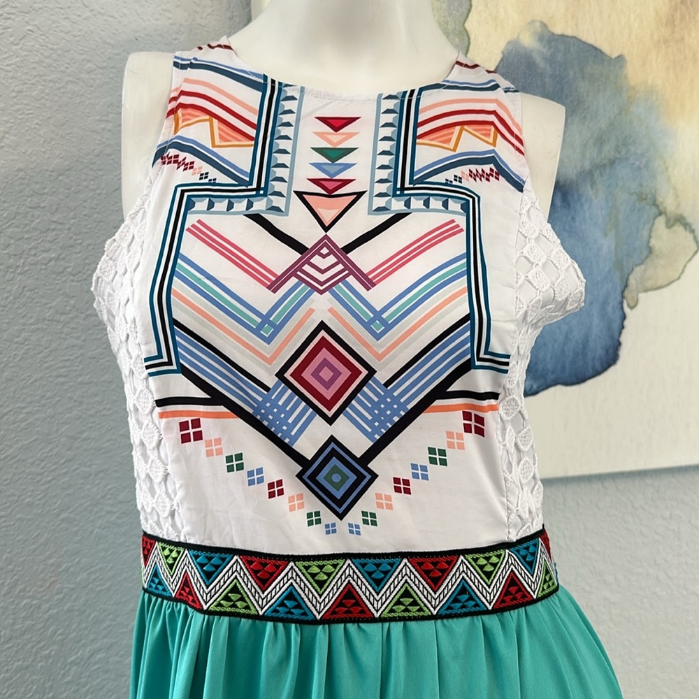 TROPICAL PRINT FLOWING BOHO DRESS BY XJF. MC - Picture 4 of 10